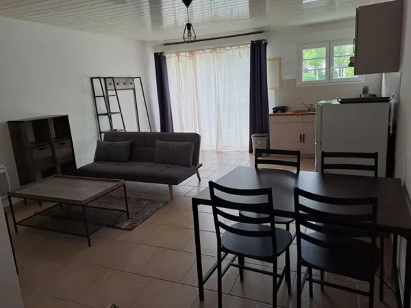 Maison de 45m2 à louer sur Péré