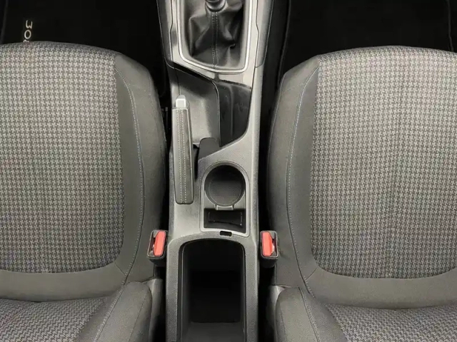 Peugeot 308 puretech 110ch s&amp;s bvm6 — photo 62