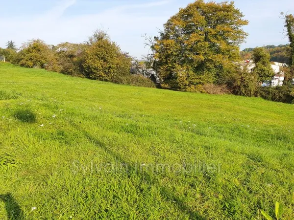 Terrain en individuel 662 m²