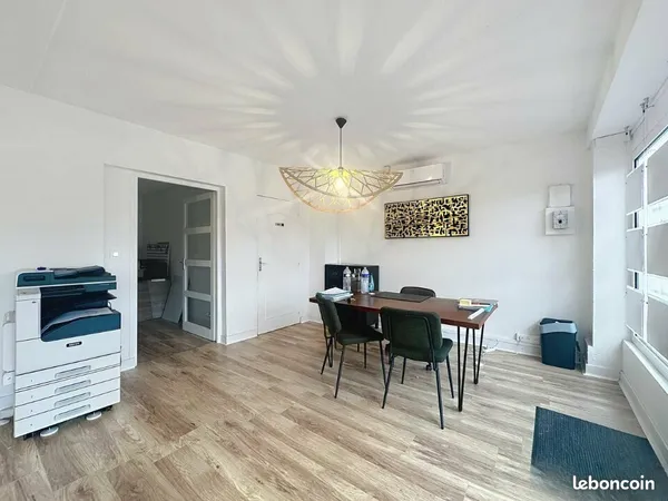 LOCAL COMMERCIAL 100 m² BRIVE LA GAILLARDE