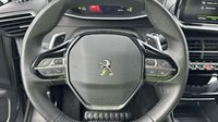 Peugeot 2008 1.2 PureTech 130ch S&S Allure Pack EAT8 — photo 12