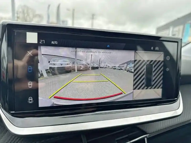 Peugeot 208 hybrid 110 ch e-dcs6 — photo 15