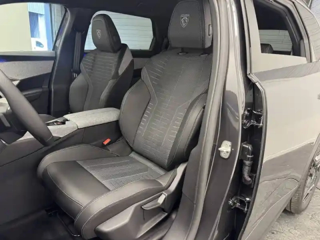 Peugeot 5008 plug-in hybrid 195 e-dcs7 — photo 123