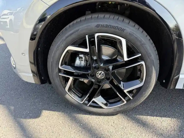 Volkswagen Tiguan 2.0 tdi 150ch dsg7 — photo 8