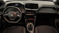 Peugeot 2008 1.2 PureTech 100ch S&S Active Pack — photo 11