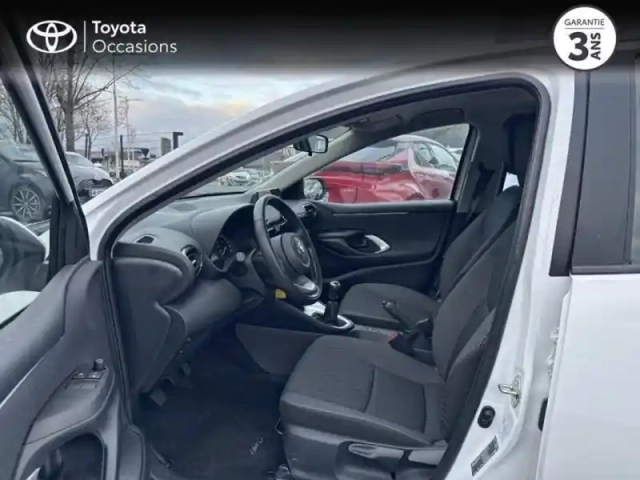 Toyota Yaris 120 vvt-i dynamic 5p my22 — photo 7