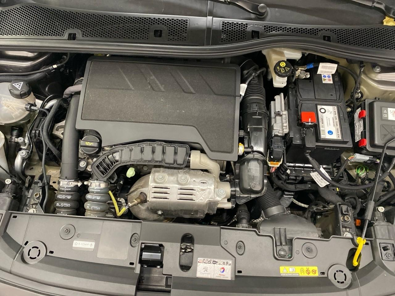 Peugeot 208 puretech 100 s&s bvm6 style — photo 15
