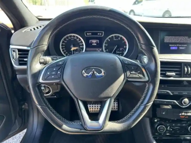Infiniti Q30 1.6t 156ch sport dct7 euro6d-t — photo 10