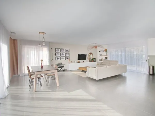 Maison contemporaine 4 pièces 120 m²