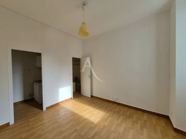 Appartement 1 pièce 17 m²