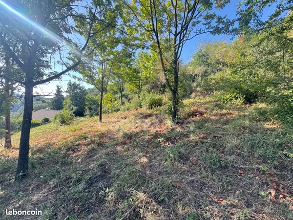 Terrain 2 260 m² Falicon