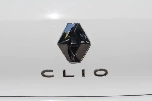 Renault Clio tce 90 — photo 33