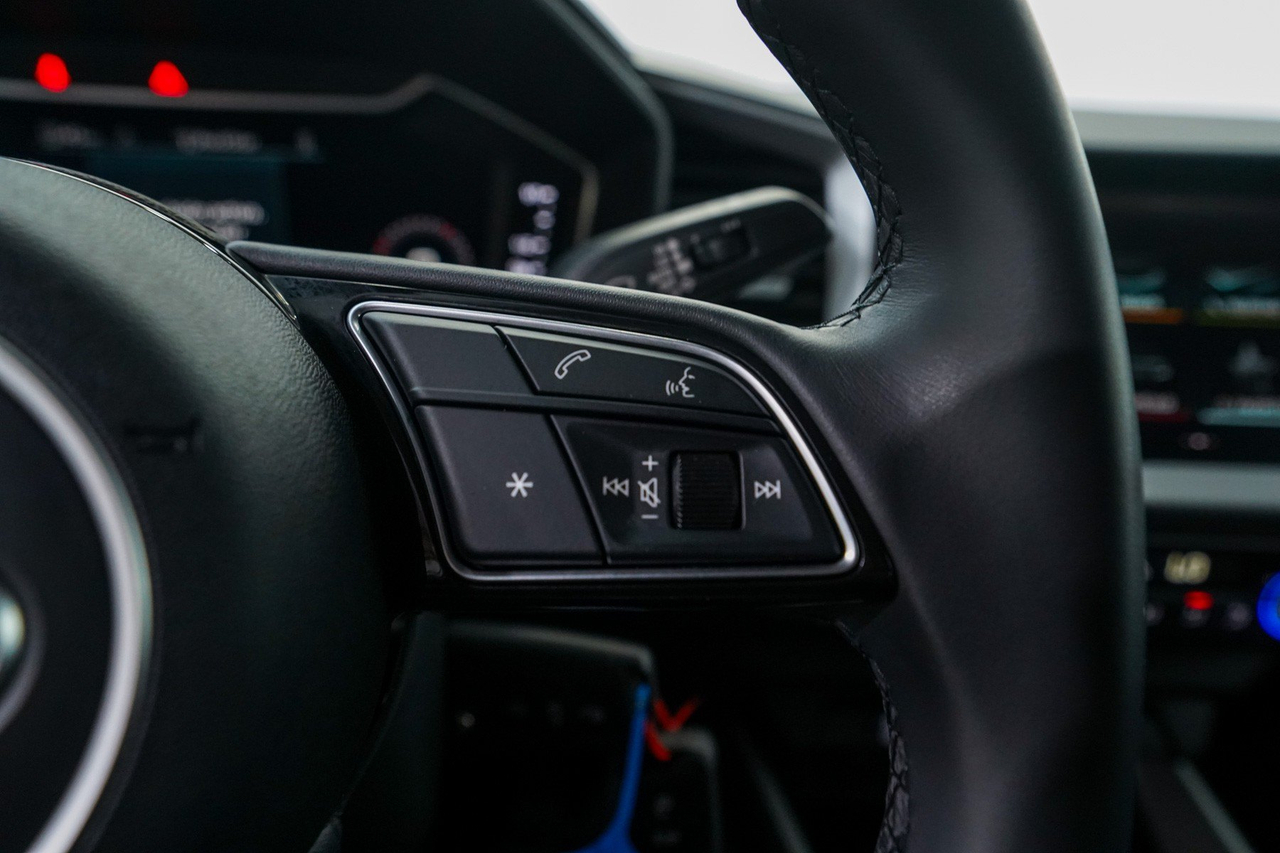 Audi A1 Sportback — photo 18