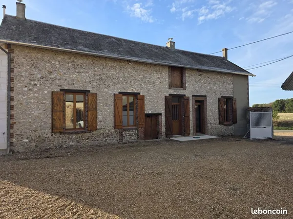 Location Maison rénovée 71m² - Bouglainval