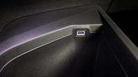 Peugeot 5008 Hybrid 145ch Allure e-DCS6 — photo 30