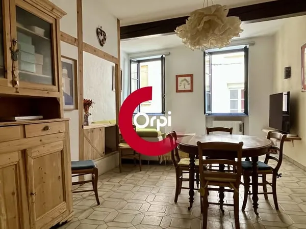 Maison 5 pièces 144 m²