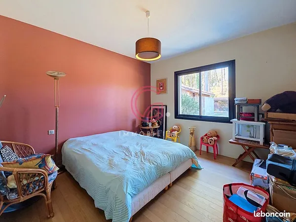 Maison 6 pièces 260 m²