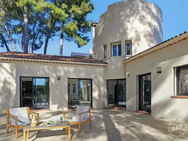 Maison 6 pièces 220 m²