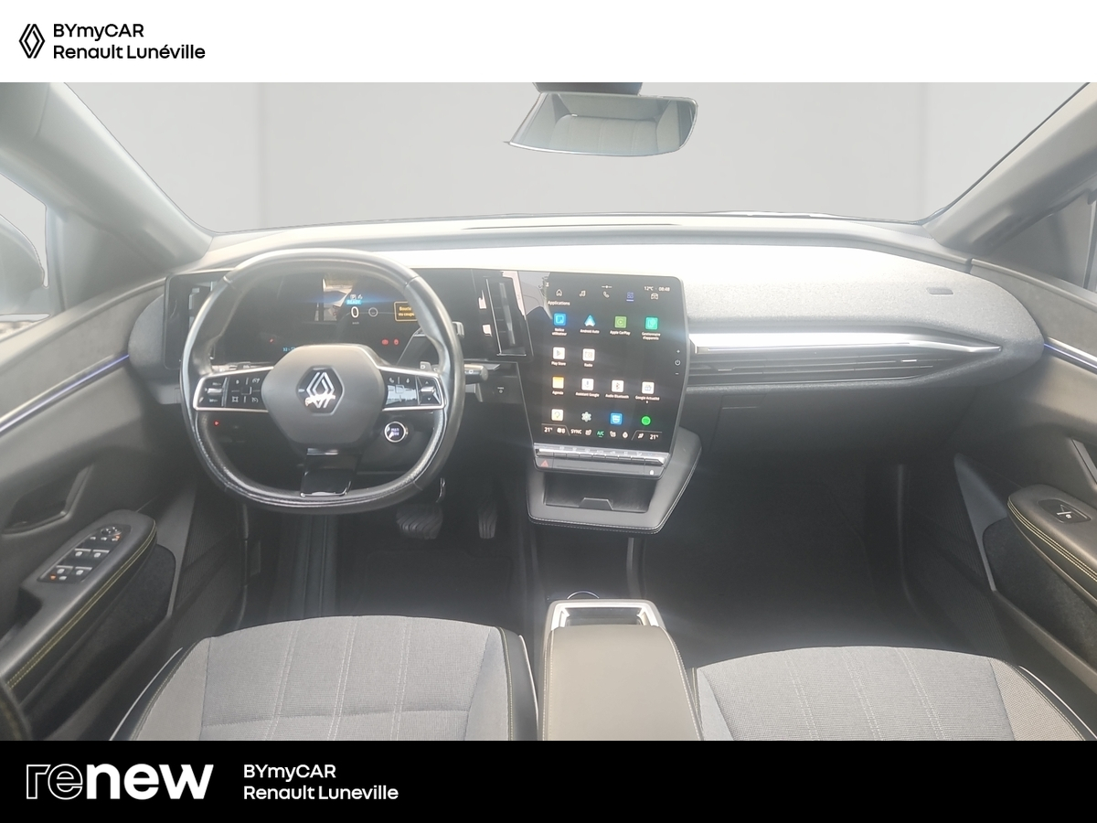 Renault Megane E-Tech EV60 220 ch optimum charge — photo 9