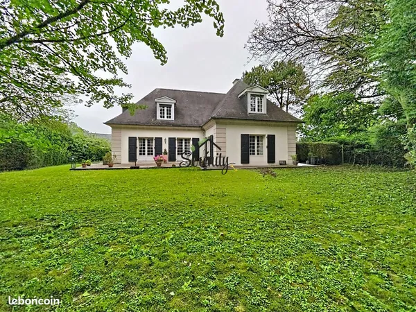 Maison 6 pièces 179 m²