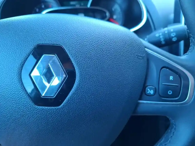 Renault Clio dci 90 e6c — photo 34