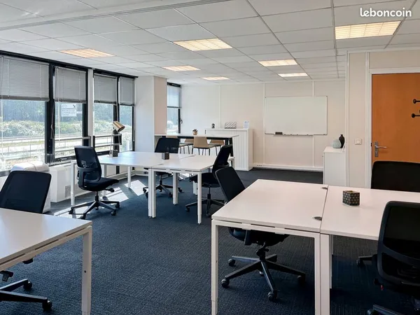 Bureau privé à louer - Regus Grenoble Meylan à Meylan