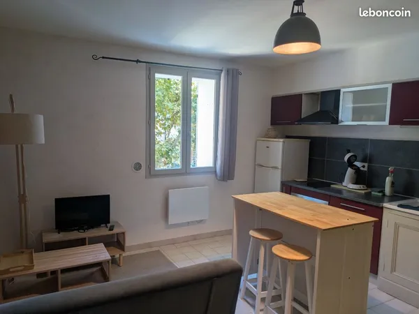 🏡 T2 meublé 35 m² rénové et calme - Vaison-la-Romaine centre