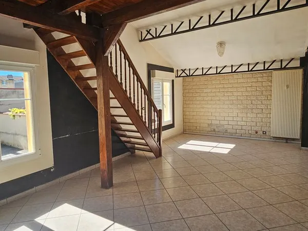 F2 70m2 NANCY BORD MEURTHE CHAUFFAGE COMPRIS