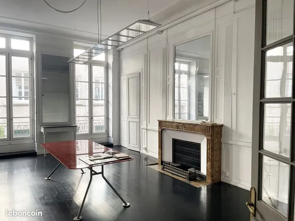 Appartement 5 pièces 236 m²