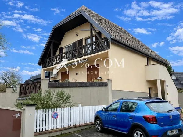 3%.COM - EXCLUSIVITÉ à ILLKIRCH, F4 de 137m2 sol/90m2 hab