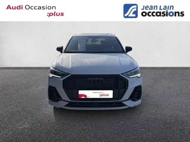 Audi Q3 35 tfsi 150 ch s tronic 7 — photo 2