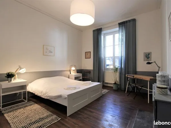 T3 meublé de 63 m²-Nantes Talensac
