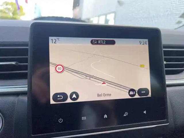 Renault Captur e-tech 145 - 21 — photo 28