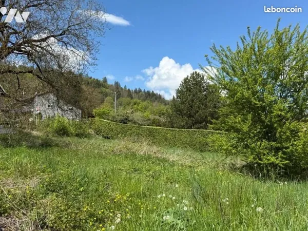 Terrain 1285 m² OYONNAX