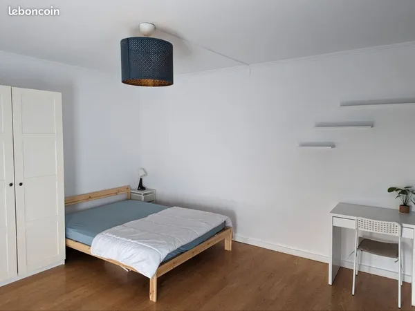 Chambre meublée à louer 570 tout compris