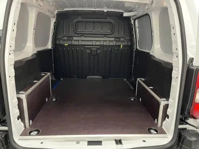 Peugeot Partner fourgon m 650 kg bluehdi 100 s&amp;s bvm6 — photo 43