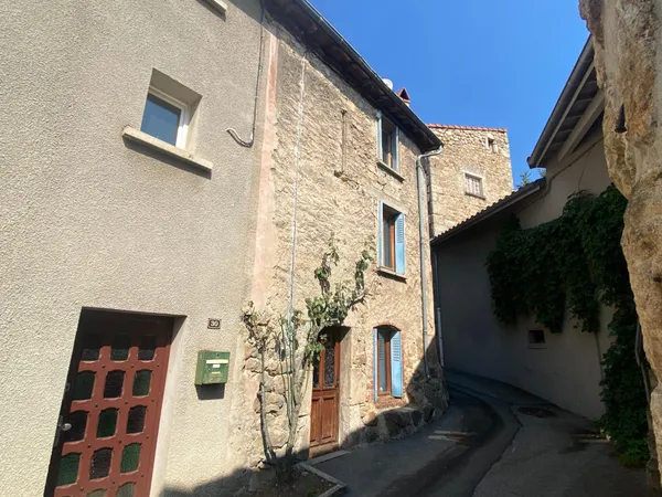 maison en pierre Colombier 60 m²