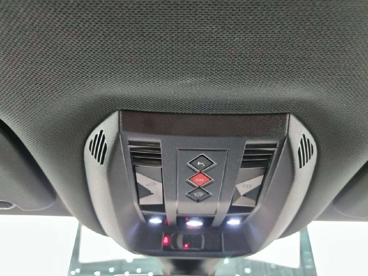 Ds Ds 7 crossback crossback hybride e-tense 300 eat8 4x4 performance — photo 34
