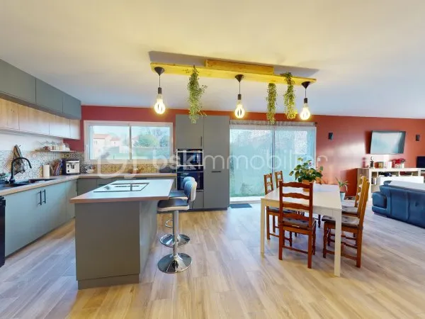Maison 7 pièces 152 m²