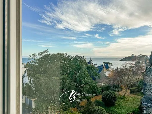 Maison 8 pièces 172 m²