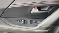 Peugeot 2008 1.2 PureTech 130ch S&S GT EAT8 — photo 19