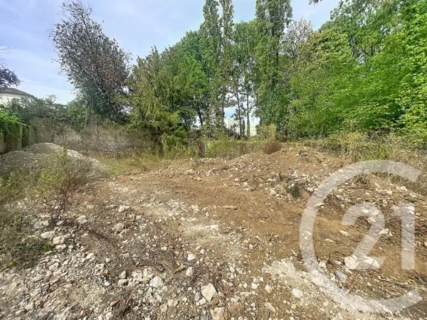 Terrain 262 m²