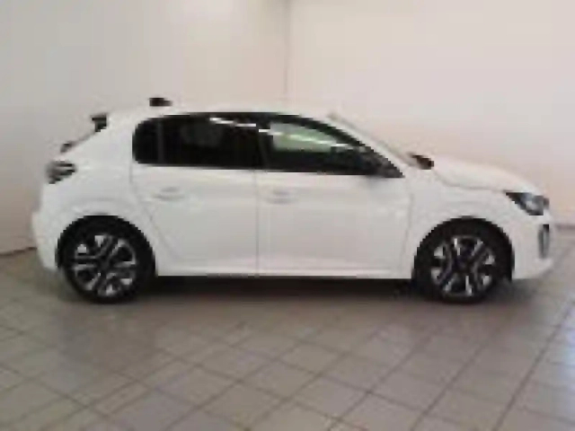 Peugeot 208 1.2 100ch s&amp;s allure — photo 7