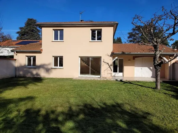 Maison 4 pièces 120 m²