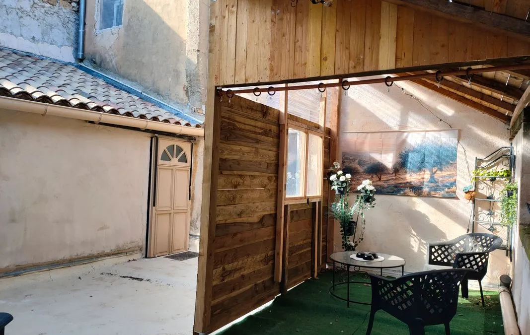 Photo 3