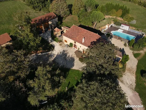 Propriété 10 pièces 265 m2