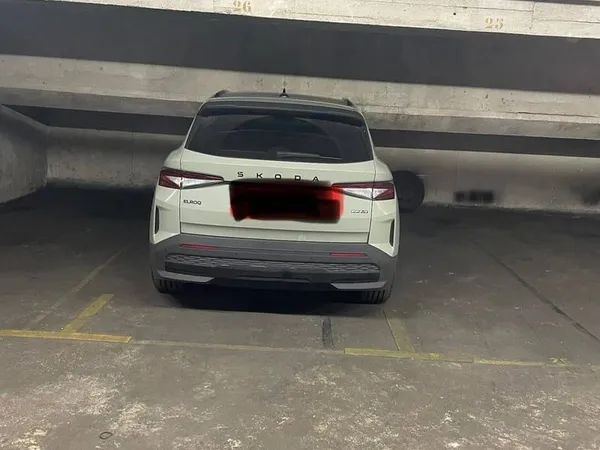 Parking 12 m²
