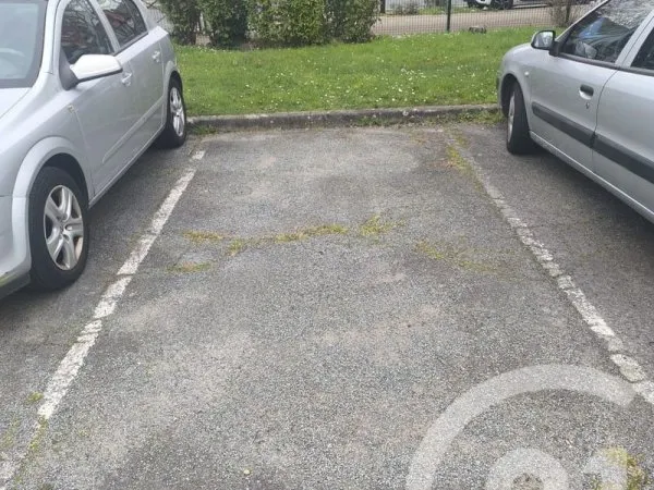 Parking 13 m²