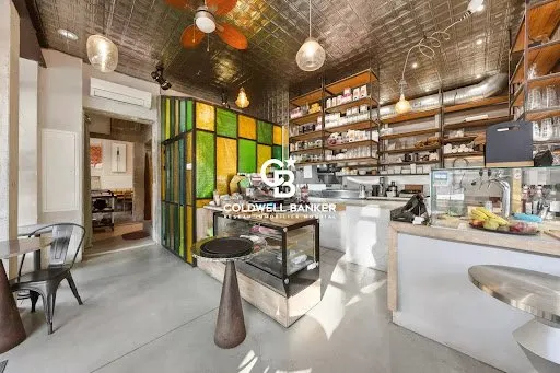 Hôtel 14 pièces 335 m²