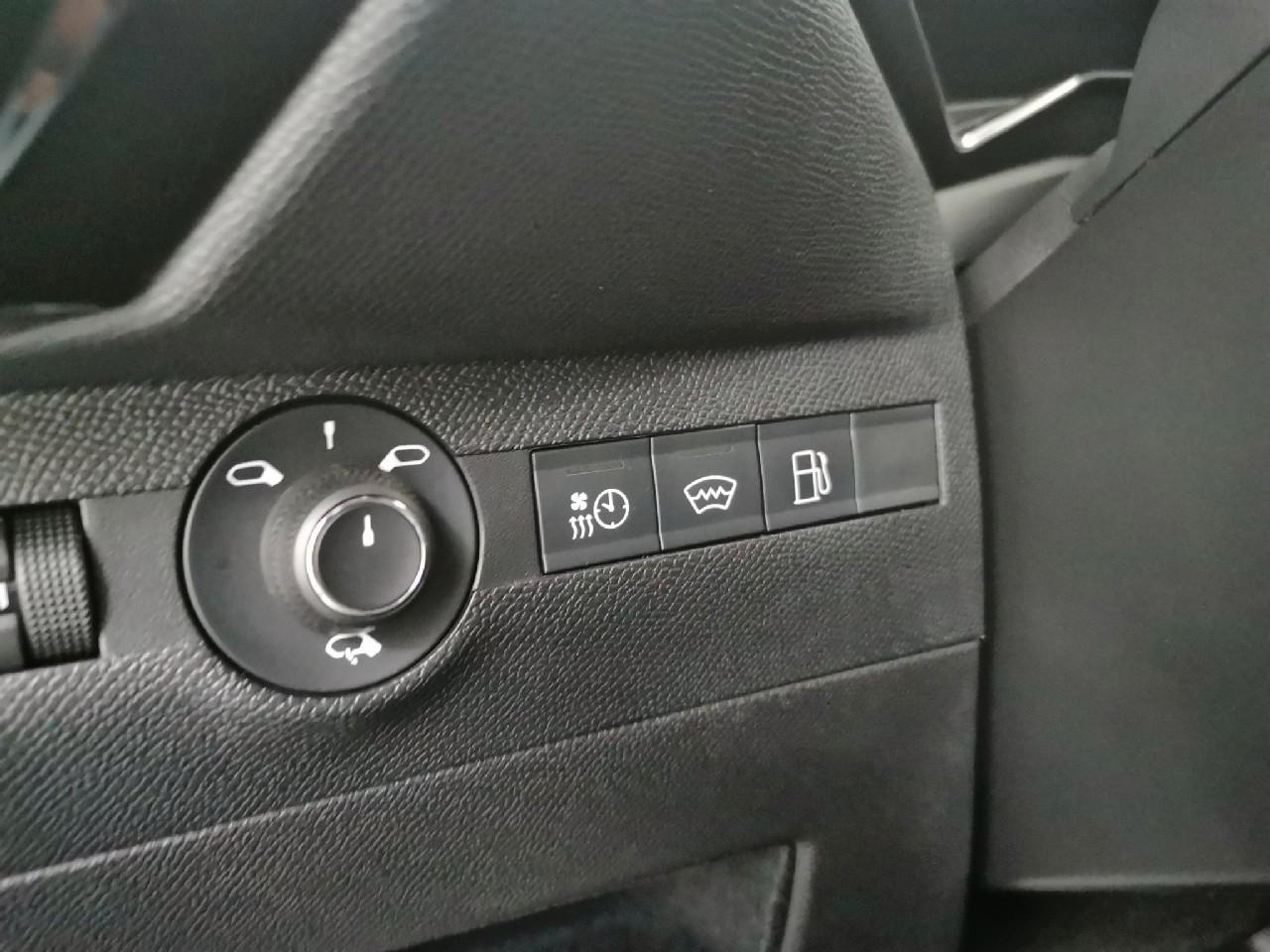 Ds Ds 7 crossback hybride rechargeable e-tense 300 eat8 4x4 performa — photo 26